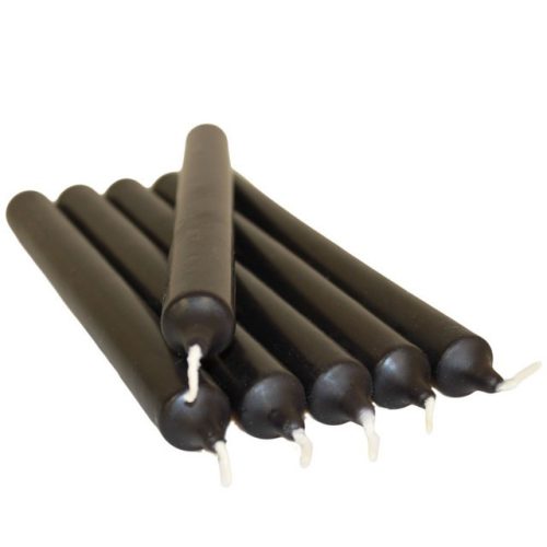 Schwarze Tischkerze