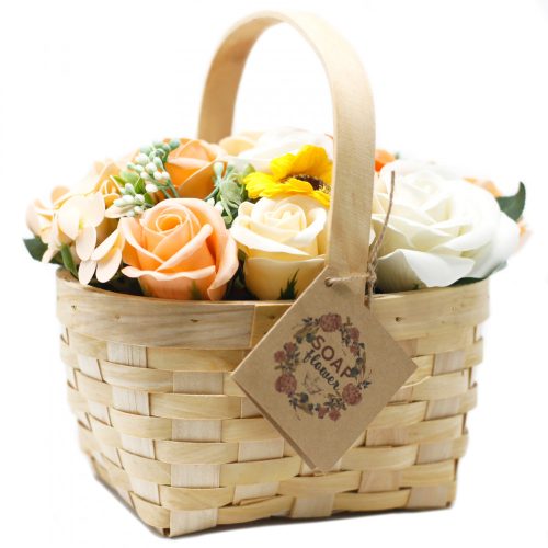 Großer Orangefarbener Blumenstrauß in Geflochtener Korb